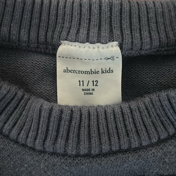 Kids butterfly sweater - Picture 2 of 3